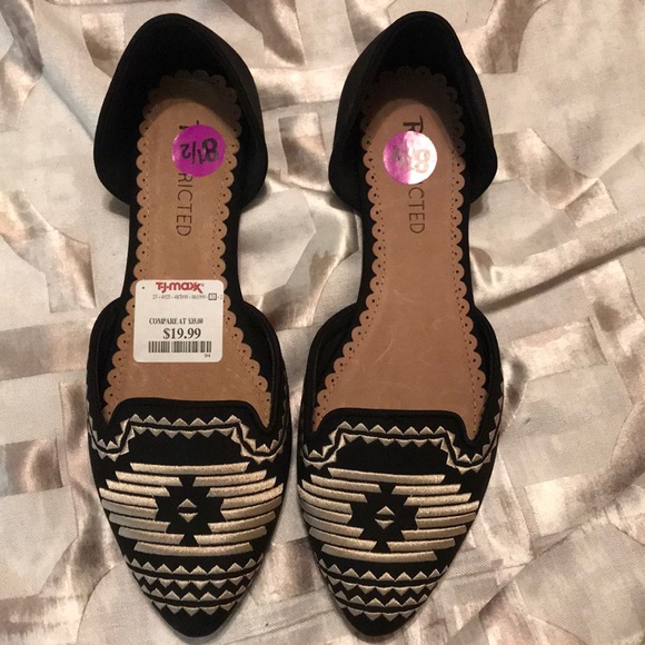 Shoes - Decorative flats